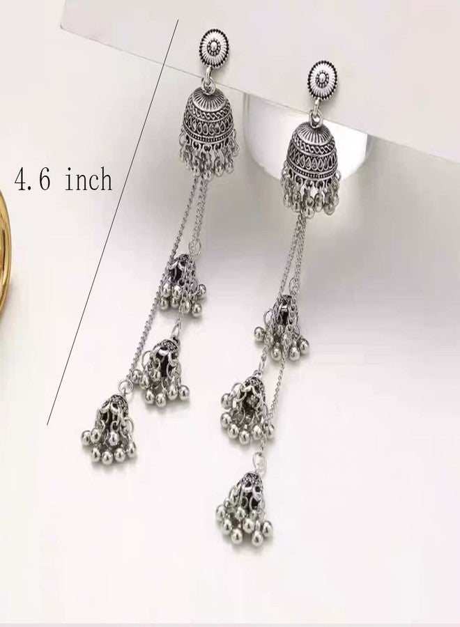 OIDIMS أقراط جومكا جومكي متدلية بشرابة بتصميم بوهيمي عتيق للنساء والفتيات، مصنوعة من الفضة المؤكسدة، أقراط طويلة متدلية بتصميم ثريا، مستوحاة من التراث العرقي والغجري، مزينة بخرز بوهيمي مستوحى من بوليوود، هدية مجوهرات هندية (فضية) - Image 4